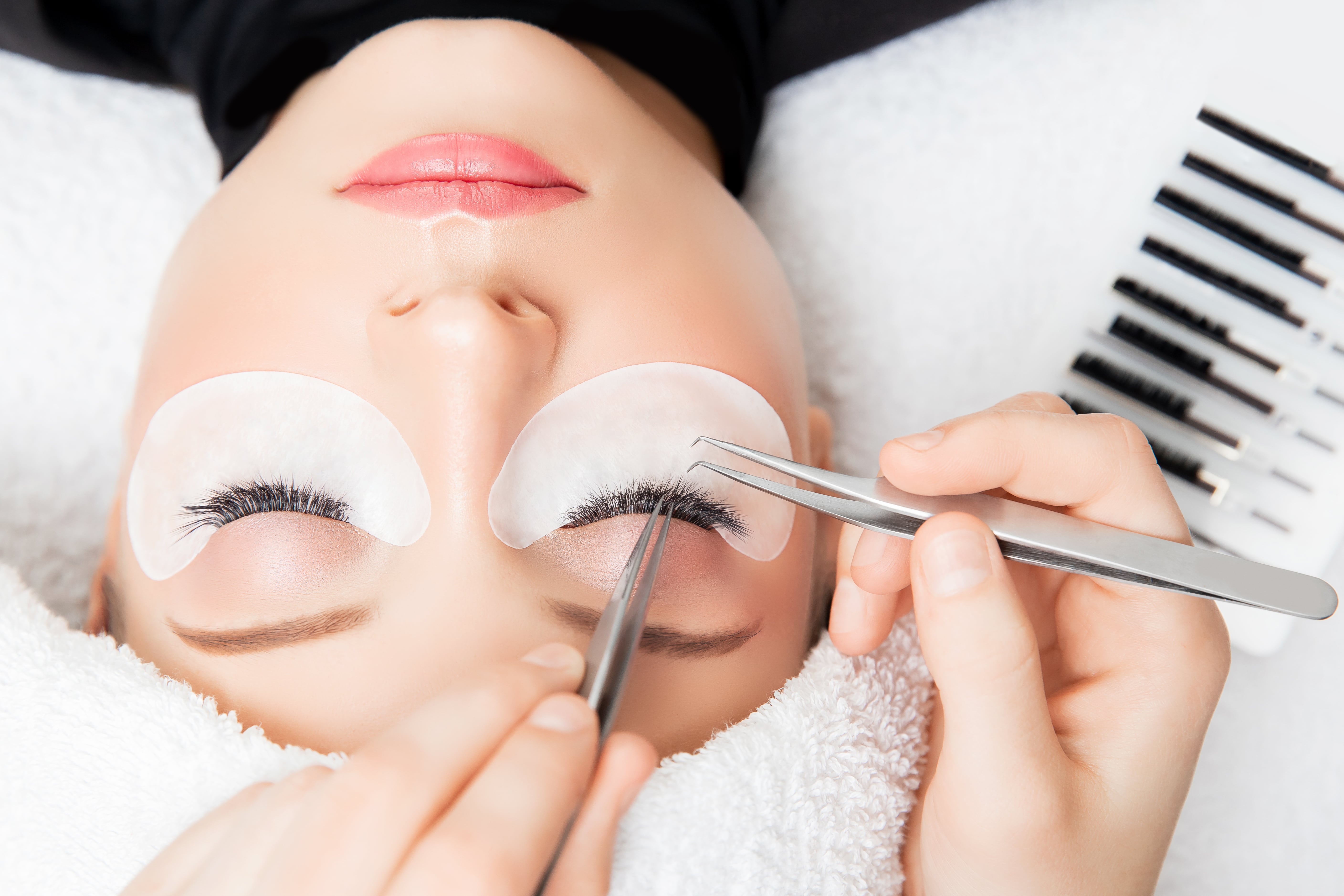 Eyelash Remove